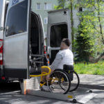 Wie Krankenfahrten Ihnen helfen, sicher zu Arztterminen zu gelangen